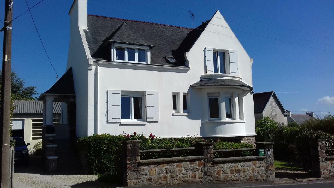 Maison Spacieuse Entre La Ville Et La Cote Saint-Martin-des-Champs  Esterno foto