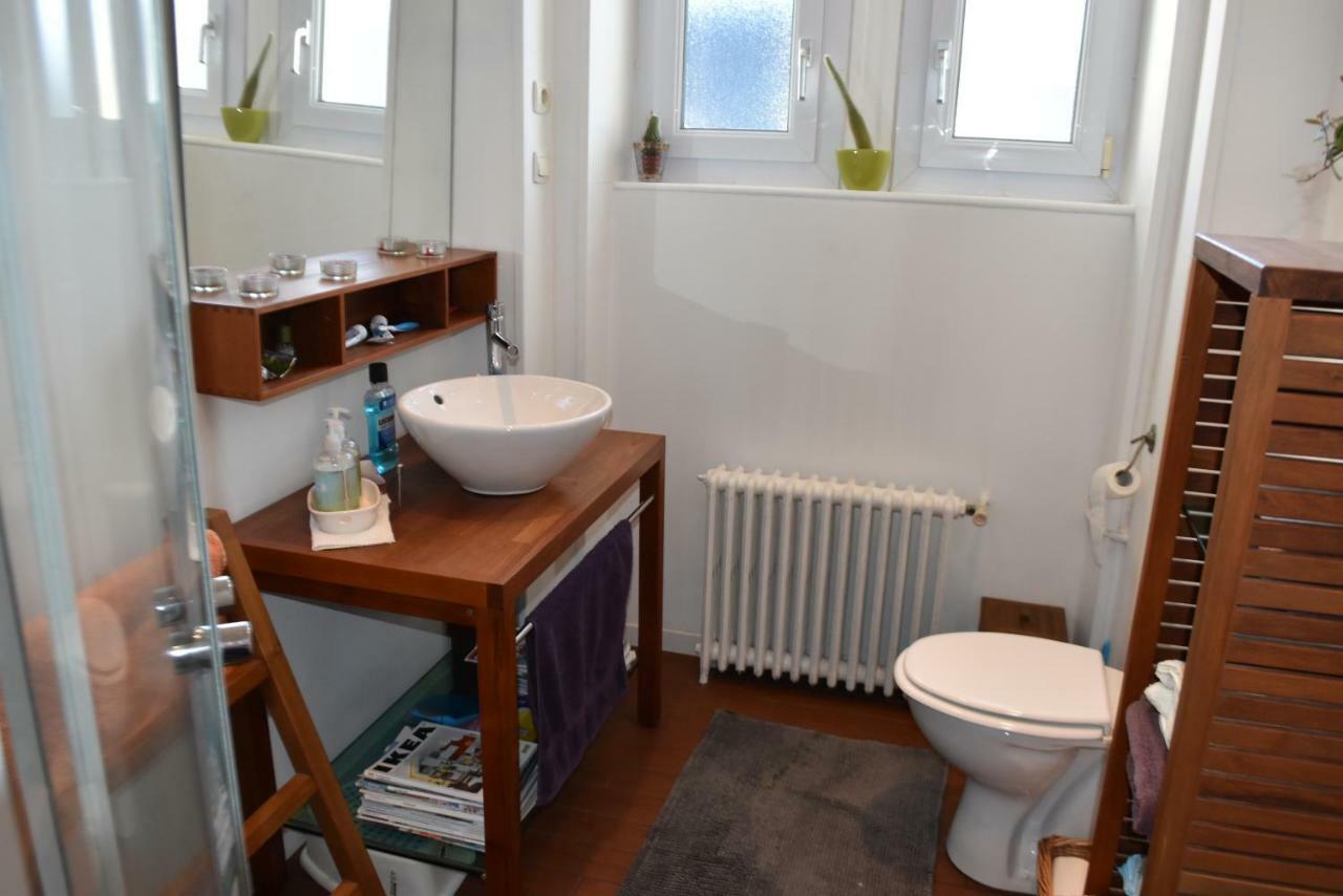 Maison Spacieuse Entre La Ville Et La Cote Saint-Martin-des-Champs  Esterno foto